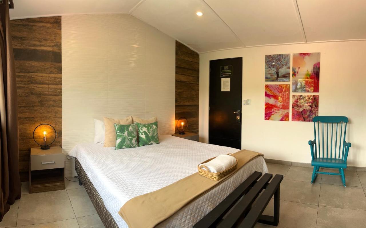 Hotel Boutique Valverde Santa Elena San Salvador Ngoại thất bức ảnh